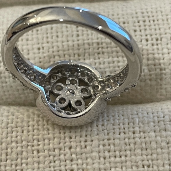 3 sterling silver and cubic zirconia rings - Picture 13 of 15